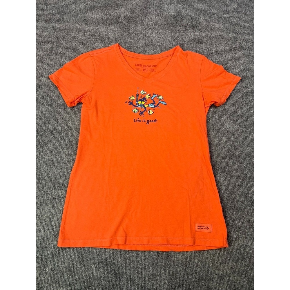 Life Is Good Womens XS V-Neck Graphic Tee Orange Diver Fish Beach Casual